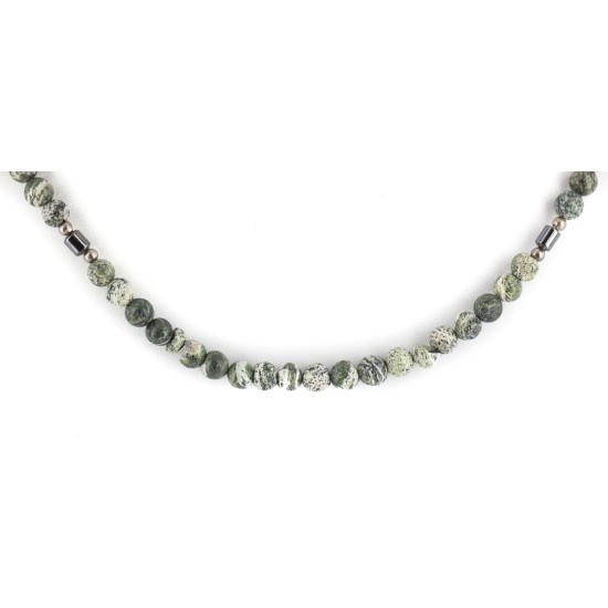 Certified Authentic Navajo .925 Sterling Silver Natural Hematite Green Jasper Native American Delicate Necklace Chain 15963-20 Certified Authentic Navajo .925 Sterling Silver Natural Hematite Green Jasper Native American Delicate Necklace Chain 15963-20