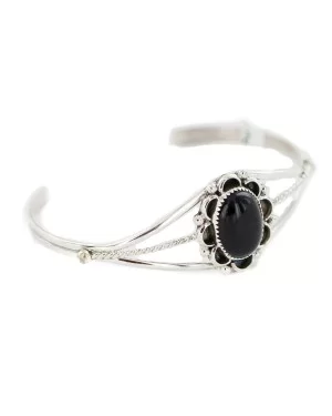 Handmade Navajo Certified Authentic .925 Sterling Silver Natural Black Onyx Native American Bracelet 13108-4 Handmade Navajo Certified Authentic .925 Sterling Silver Natural Black Onyx Native American Bracelet 13108-4