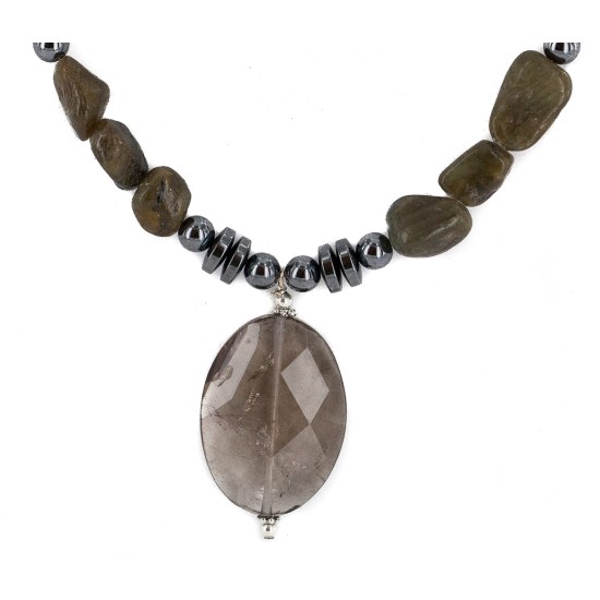 Certified Authentic Navajo .925 Sterling Silver Natural Agate Smoky Quartz Hematite Native American Necklace 750198-9 Certified Authentic Navajo .925 Sterling Silver Natural Agate Smoky Quartz Hematite Native American Necklace 750198-9