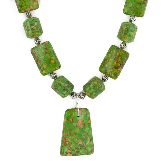 .925 Sterling Silver Certified Authentic Navajo Gaspeite Native American Necklace 750230-9 .925 Sterling Silver Certified Authentic Navajo Gaspeite Native American Necklace 750230-9