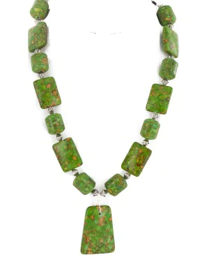 .925 Sterling Silver Certified Authentic Navajo Gaspeite Native American Necklace 750230-9 .925 Sterling Silver Certified Authentic Navajo Gaspeite Native American Necklace 750230-9