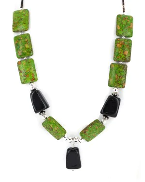 .925 Sterling Silver Certified Authentic Navajo Natural Black Onyx Gaspeite Native American Necklace 24518-3 .925 Sterling Silver Certified Authentic Navajo Natural Black Onyx Gaspeite Native American Necklace 24518-3