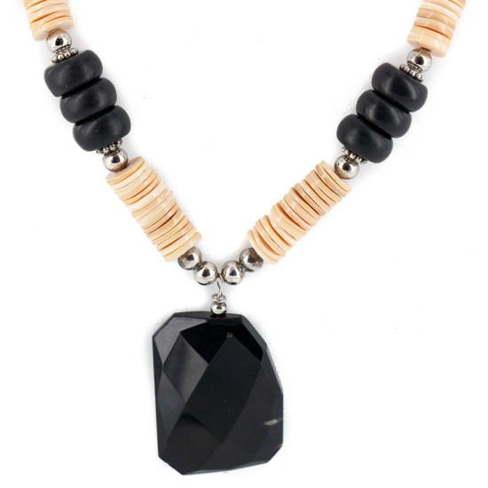 Certified Authentic .925 Sterling Silver Navajo Natural Graduated Melon Shell Black Onyx Native American Necklace 17085 Certified Authentic .925 Sterling Silver Navajo Natural Graduated Melon Shell Black Onyx Native American Necklace 17085
