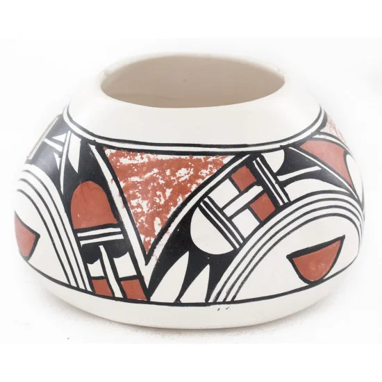 $200 Handmade Handpainted Certified Authentic Hopi R.Tsinnij Keams Canyon Native American Pottery 102494-7 $200 Handmade Handpainted Certified Authentic Hopi R.Tsinnij Keams Canyon Native American Pottery 102494-7