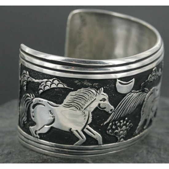 .925 Sterling Silver Sterling Handmade Horse Certified Authentic Navajo Storyteller Native American Bracelet 390673566471 .925 Sterling Silver Sterling Handmade Horse Certified Authentic Navajo Storyteller Native American Bracelet 390673566471