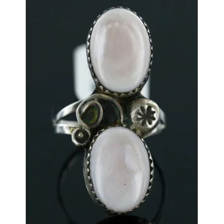 Handmade Certified Authentic Navajo .925 Sterling Silver Mother of Pearl Native American Ring 16971 Handmade Certified Authentic Navajo .925 Sterling Silver Mother of Pearl Native American Ring 16971