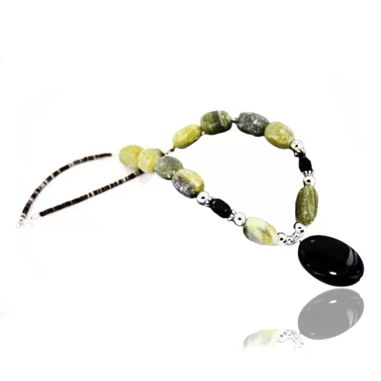 Certified Authentic Navajo .925 Sterling Silver Natural Green Agate Black Onyx Native American Necklace 15799-11