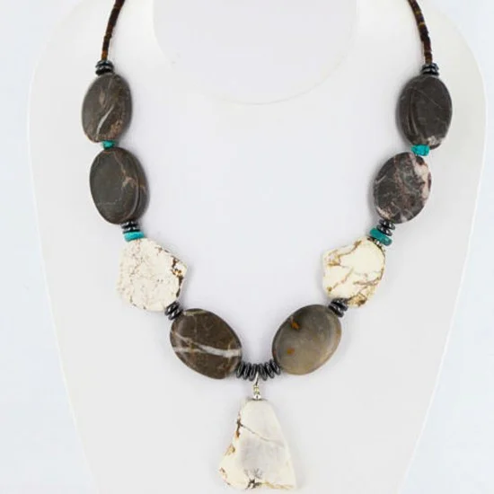 Certified Authentic Navajo .925 Sterling Silver White Howlite Jasper Native American Necklace 15762-5