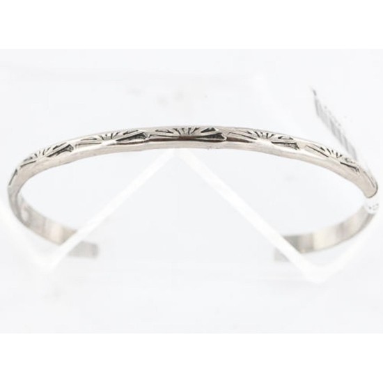 Handmade Certified Authentic Navajo Handstamped Handmade Nickel Native American Bracelet 371037387353 Handmade Certified Authentic Navajo Handstamped Handmade Nickel Native American Bracelet 371037387353